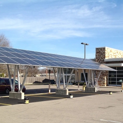 Pv-systeemstructuur aluminium zonnepaneel carport ondersteuning met natuurlijke zilver afwerking