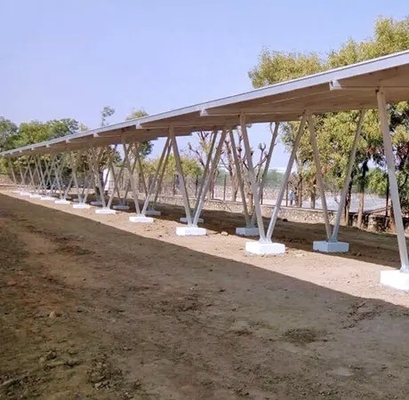 Pv-systeemstructuur aluminium zonnepaneel carport ondersteuning met natuurlijke zilver afwerking